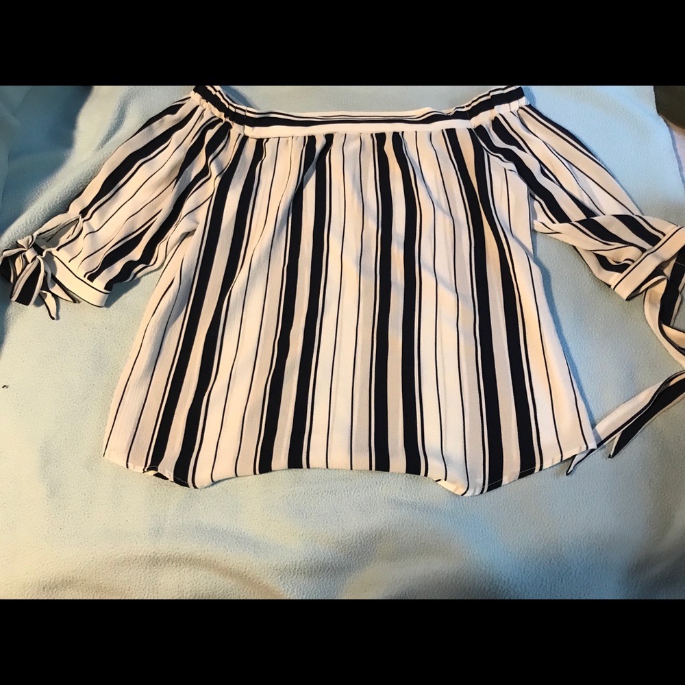 Frank Lyman 3/4 Sleeve Blouse